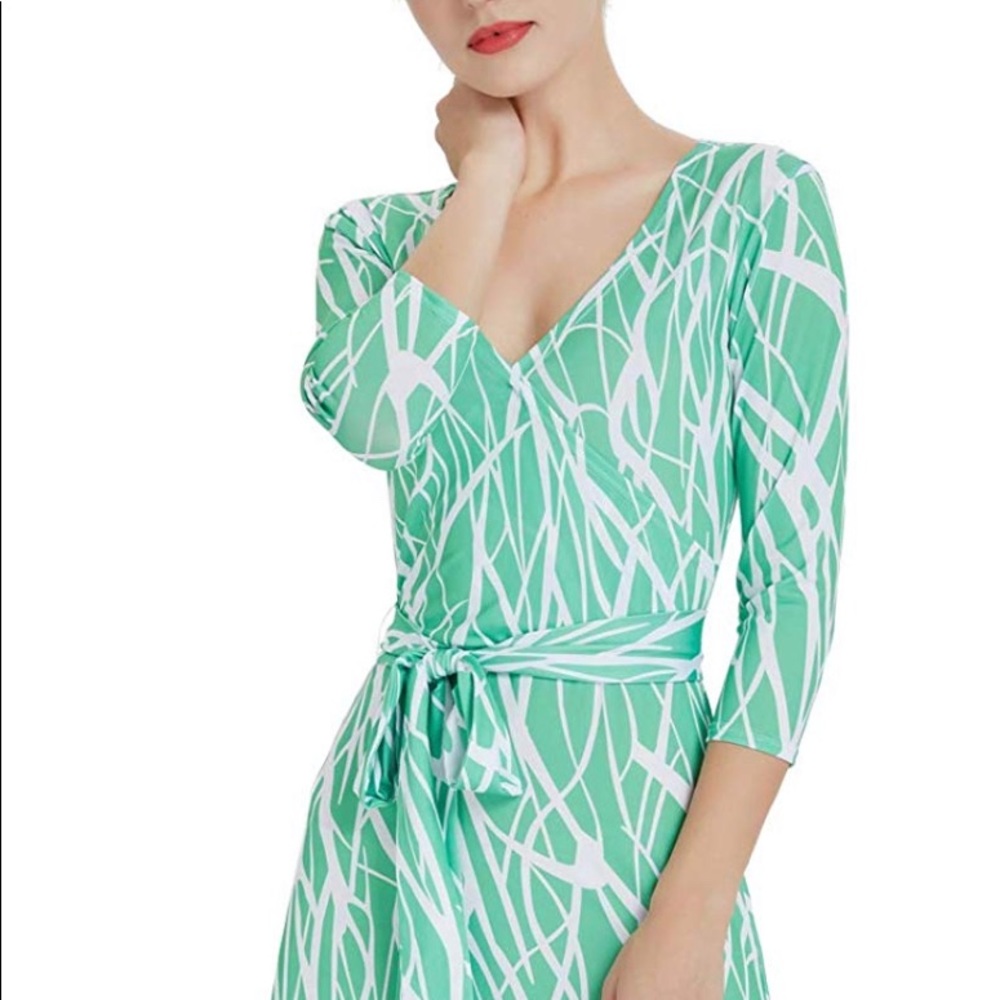 NWOT.  FAIRY COUPLE Women's Wrap Work Casual dress